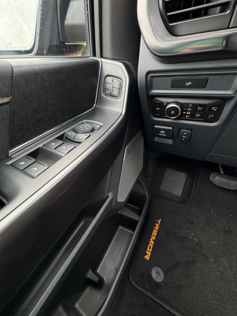 Used 2026 Ford F150 Tremor w/ Equipment Group 402B MID AWD/4WD image 17