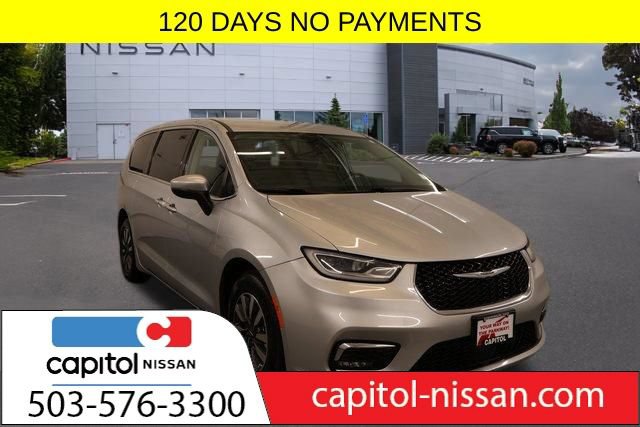 Used 2023 Chrysler Pacifica Touring-L