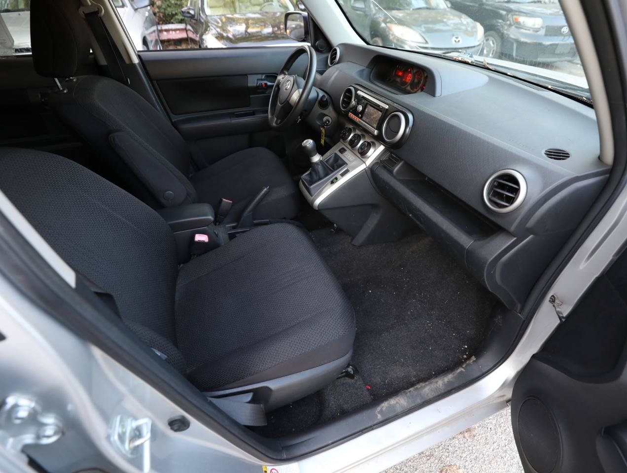 Used 2010 Scion xB FWD image 10
