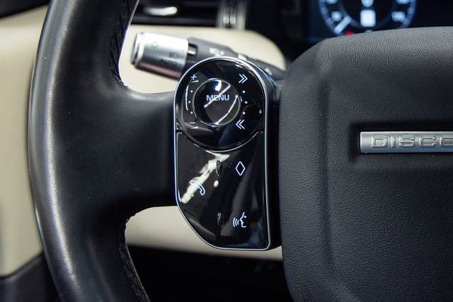 Used 2020 Land Rover Discovery Sport SE image 15