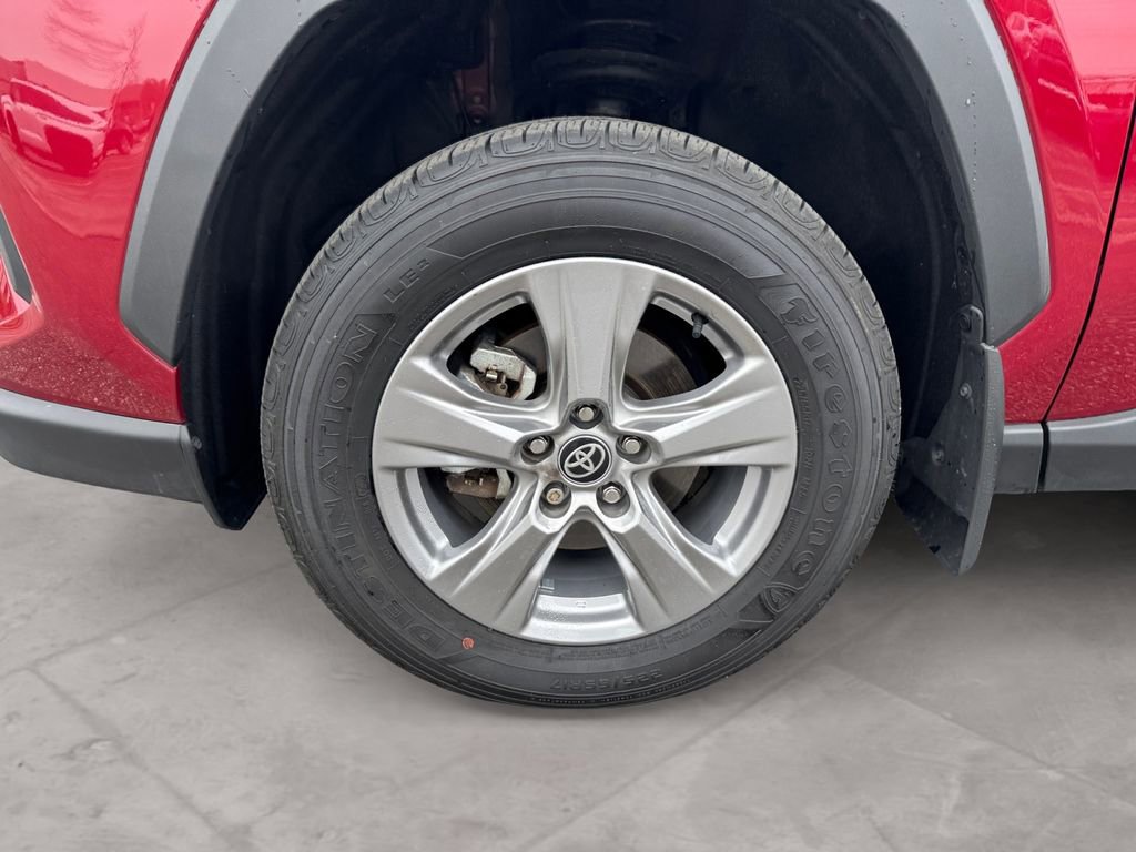 Used 2024 Toyota RAV4 XLE w/ Convenience Package image 14