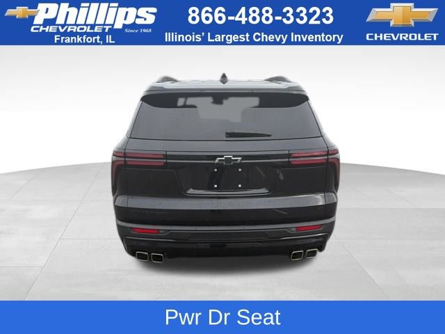 Used 2024 Chevrolet Traverse LT w/ Midnight/Sport Edition image 4