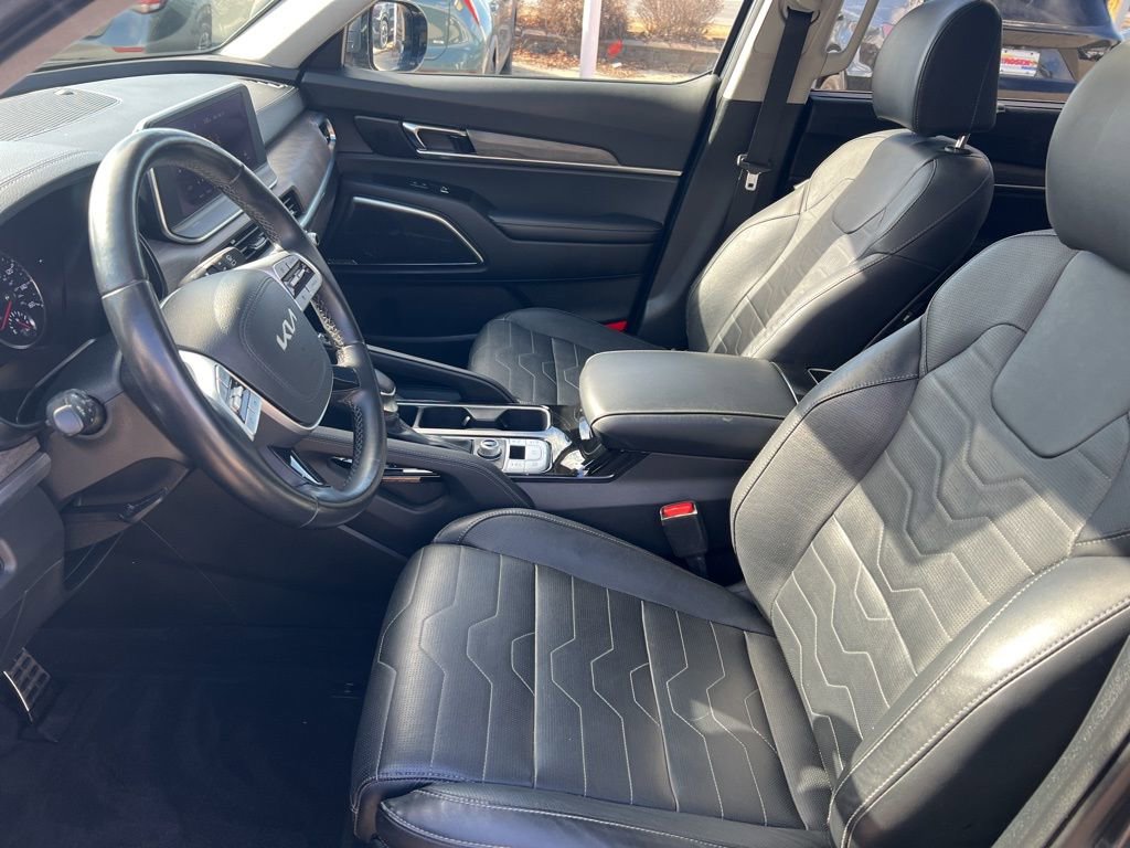 Certified 2022 Kia Telluride SX w/ SX Prestige Package image 4