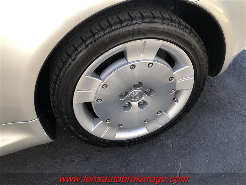 Used 2002 Lexus SC 430 Convertible RWD image 24