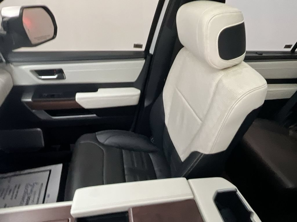 Used 2023 Toyota Sequoia Capstone AWD/4WD image 29