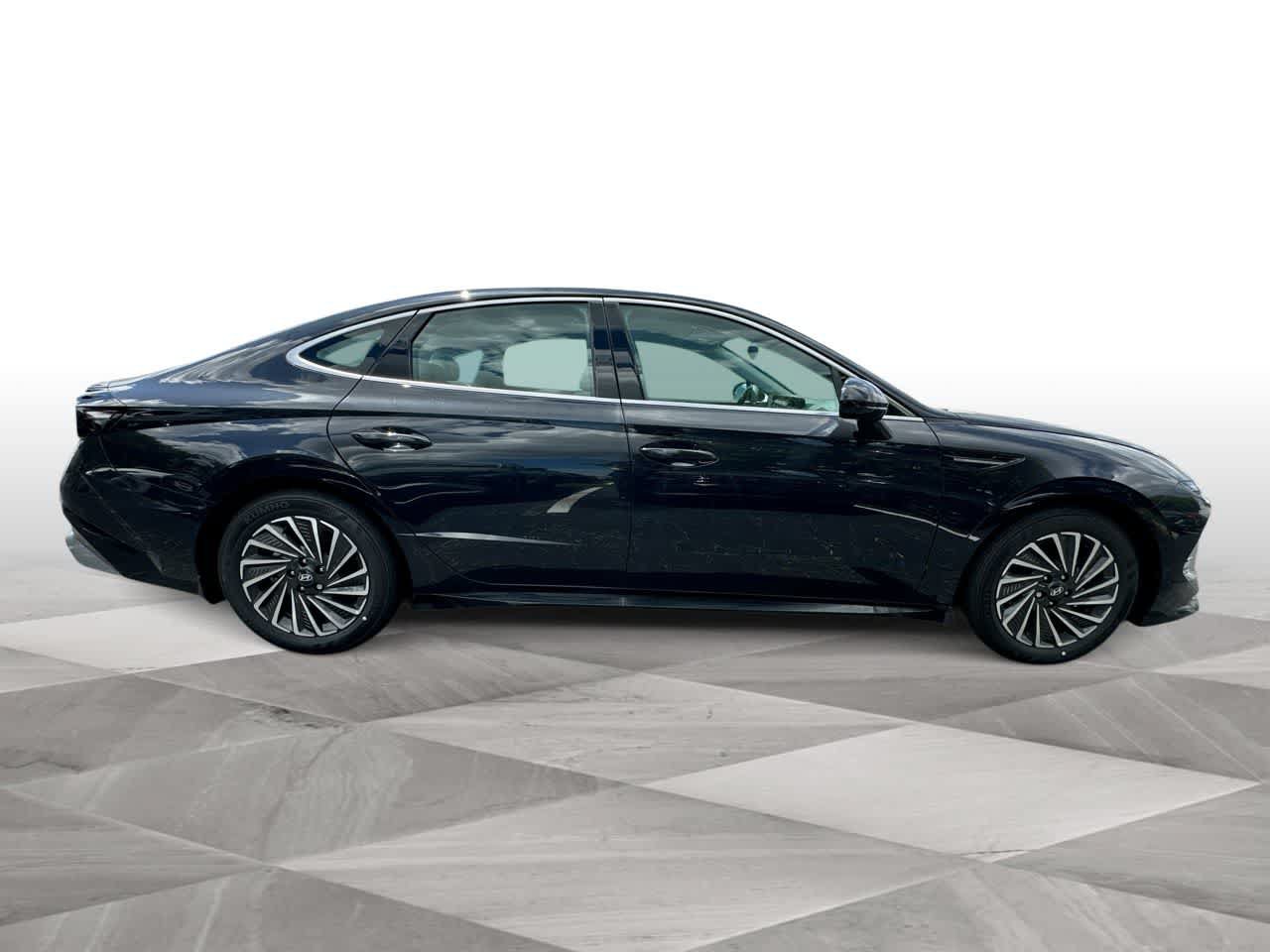 New 2025 Hyundai Sonata SEL FWD image 9