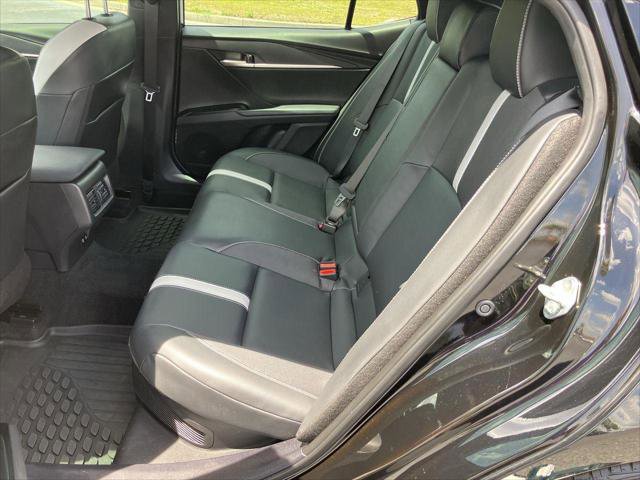 Certified 2025 Toyota Camry SE FWD image 22