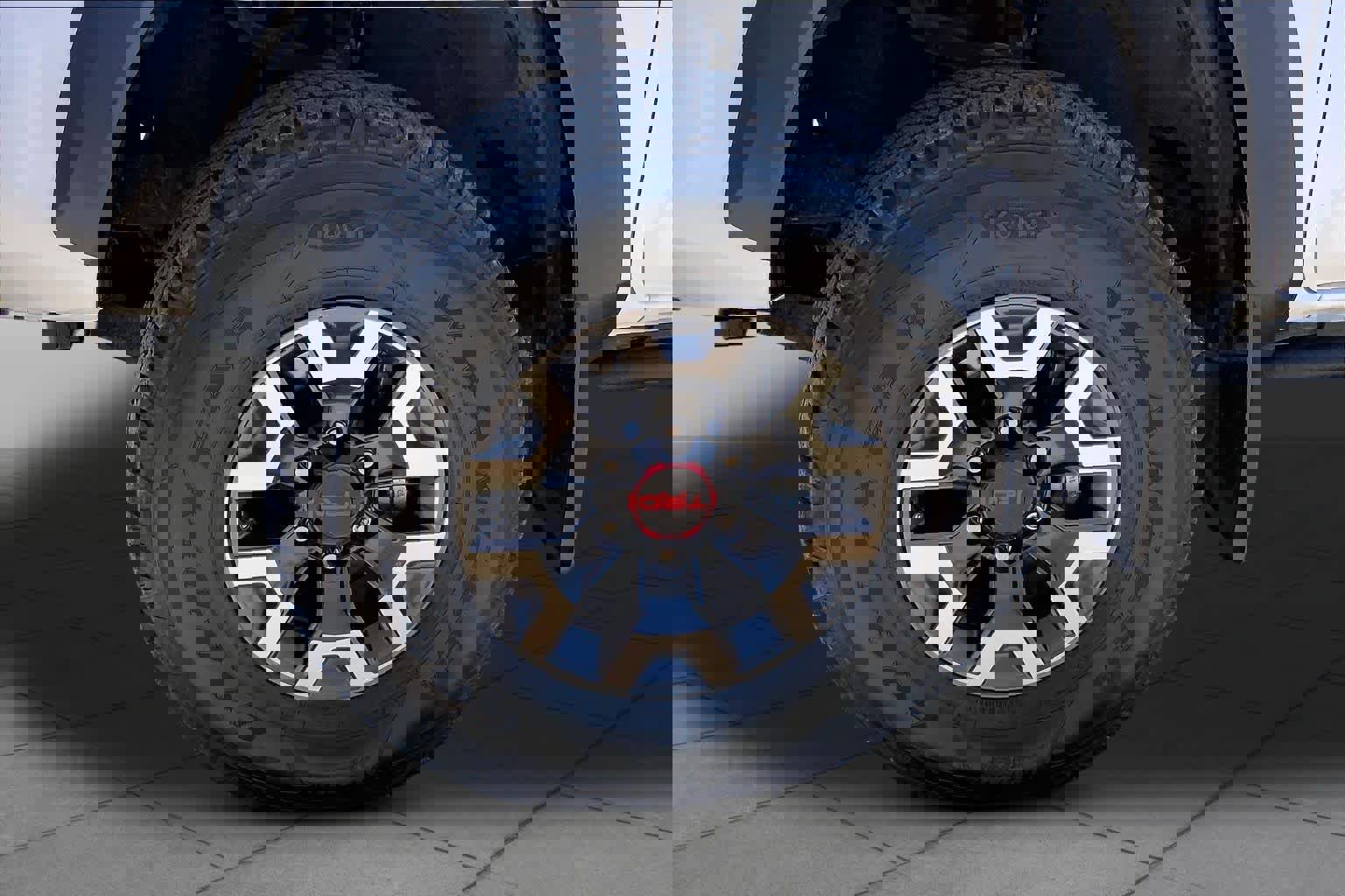 Used 2021 Toyota Tacoma TRD Off-Road w/ Technology Package AWD/4WD image 10