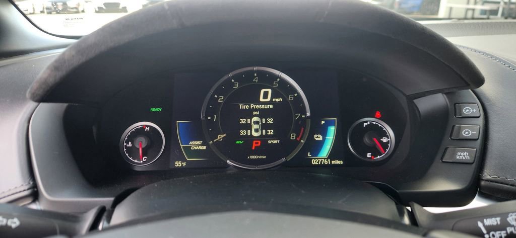 Used 2017 Acura NSX image 4