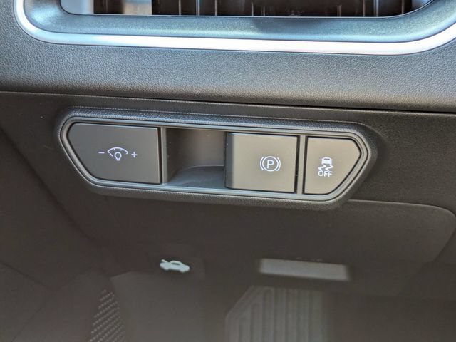 Used 2025 Kia K4 FWD image 24