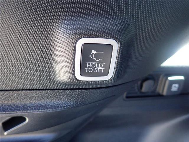 New 2026 Jeep Grand Cherokee Limited Reserve image 9