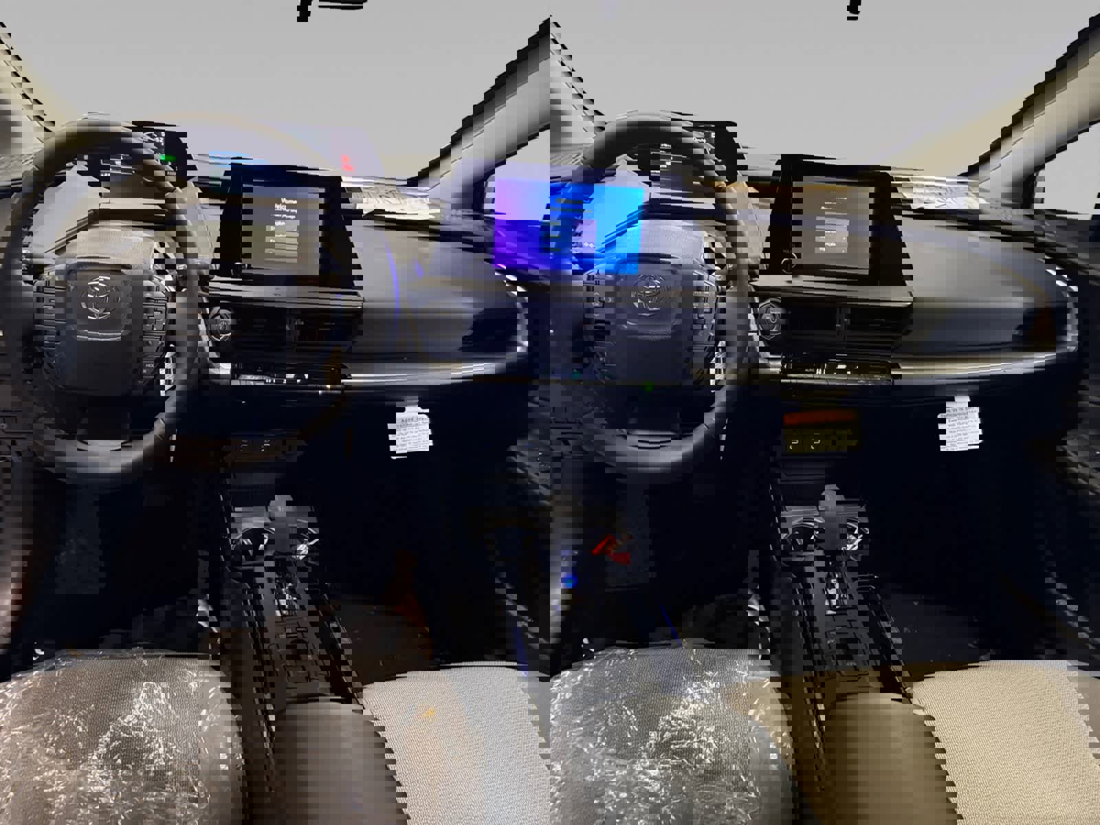 New 2026 Toyota Prius LE FWD image 11