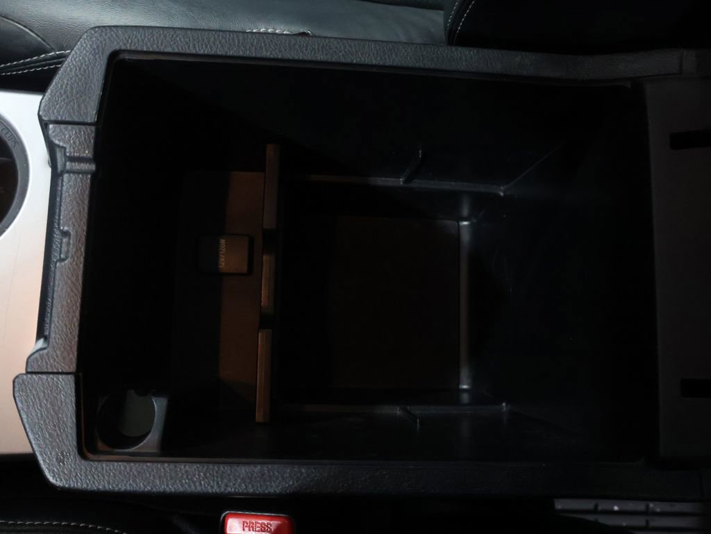 Used 2021 Toyota 4Runner Limited image 32