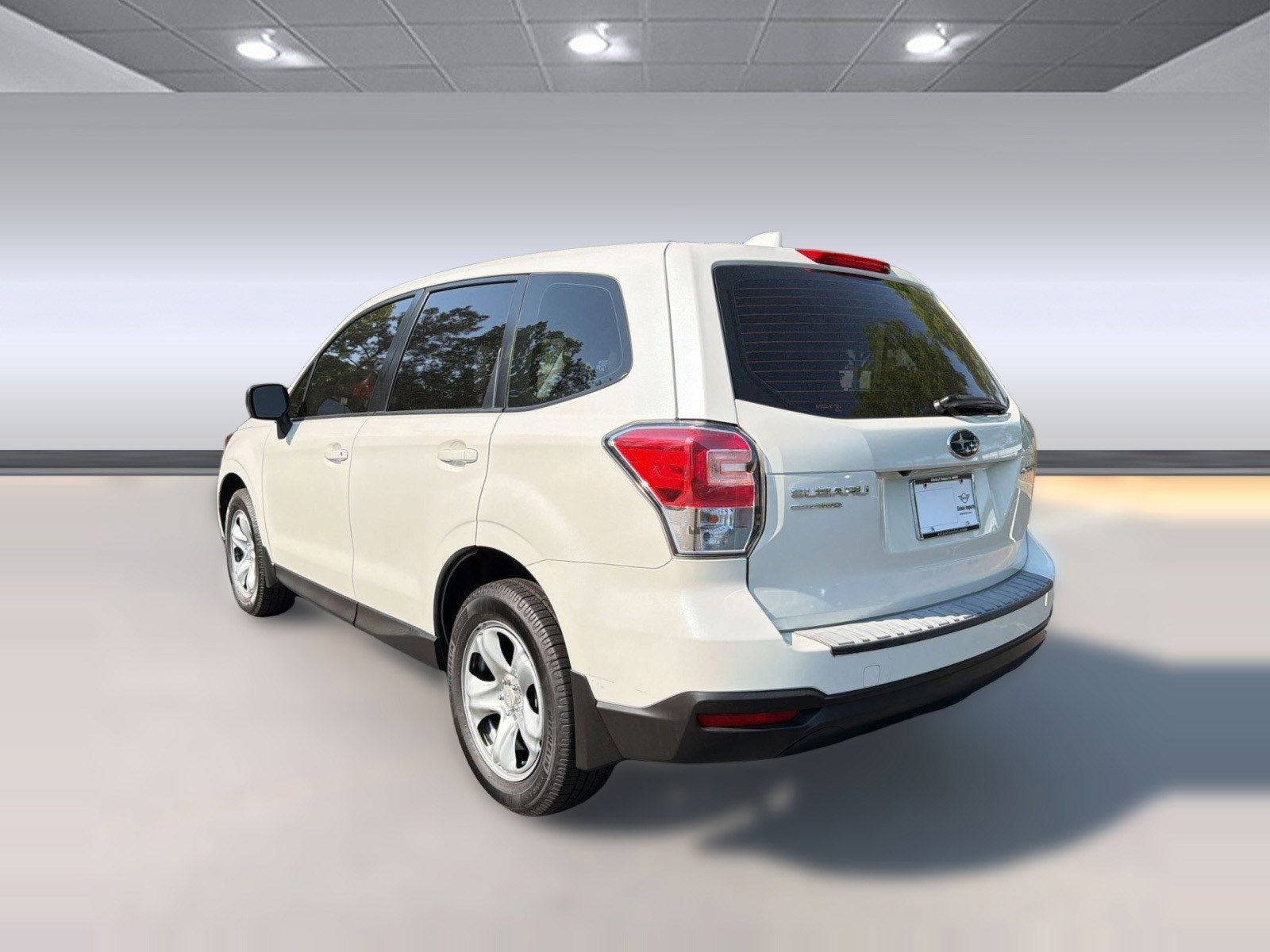 Used 2018 Subaru Forester 2.5i AWD/4WD image 3