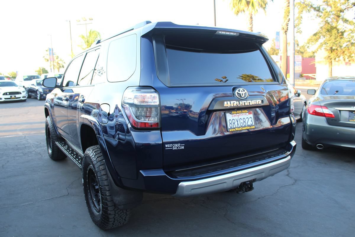 Used 2020 Toyota 4Runner TRD Off-Road w/ Wilderness Package AWD/4WD image 5