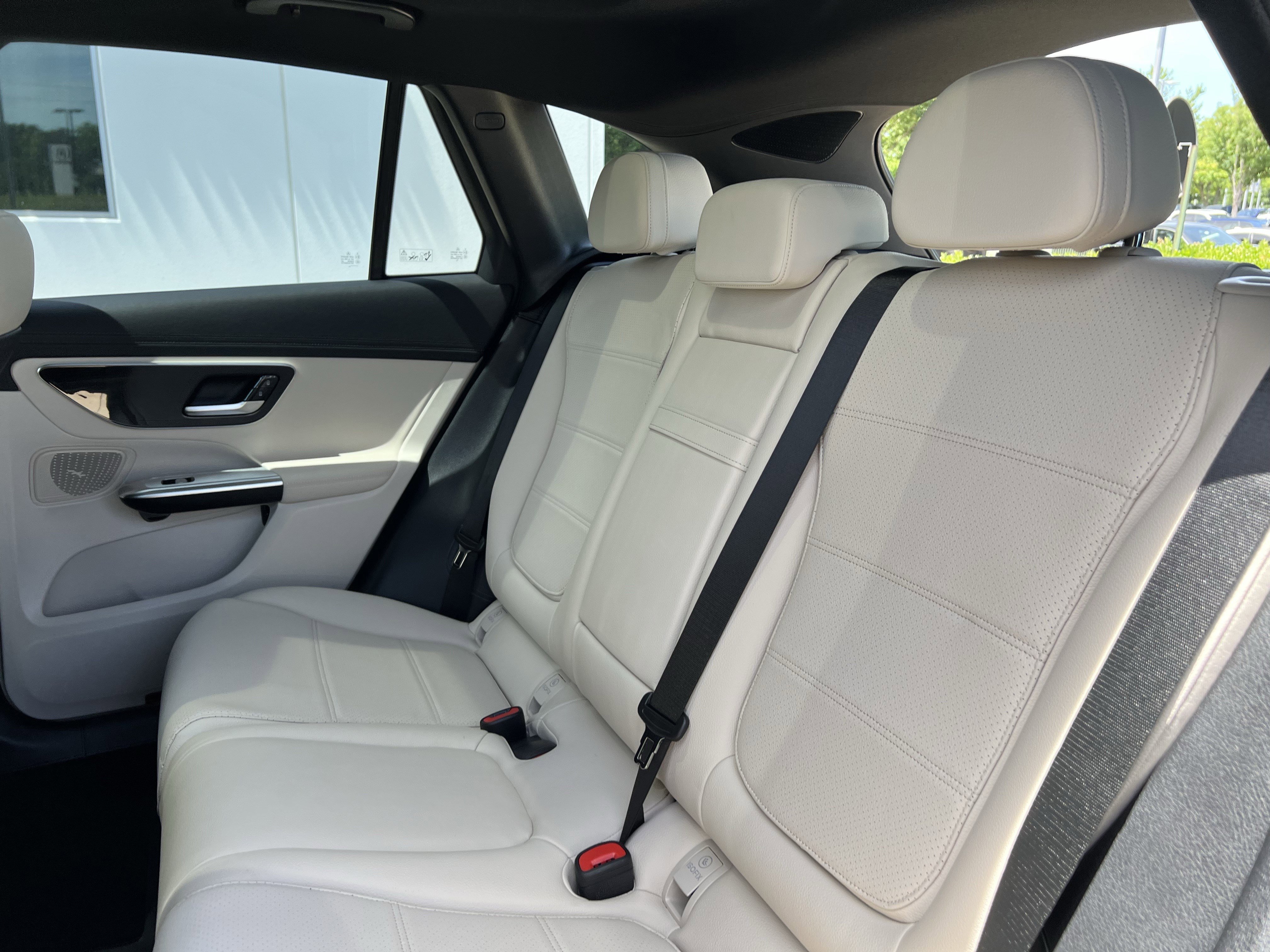 Certified 2024 Mercedes-Benz GLC 300 4MATIC image 32