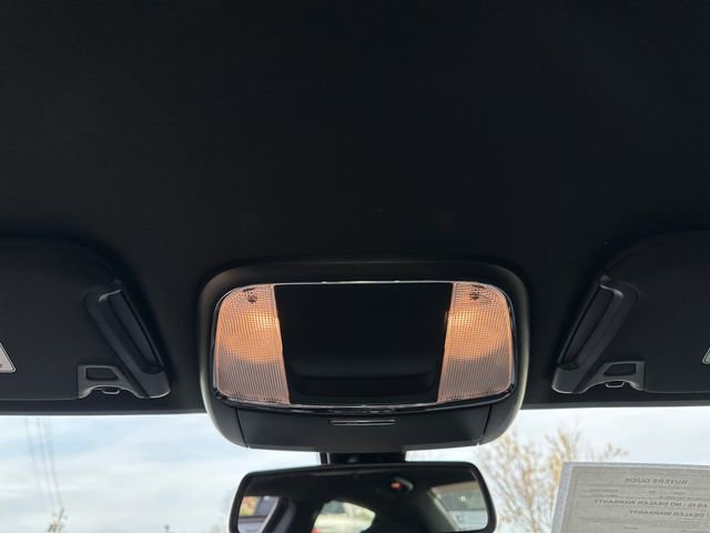 Used 2023 Dodge Charger SXT w/ Blacktop Package image 26