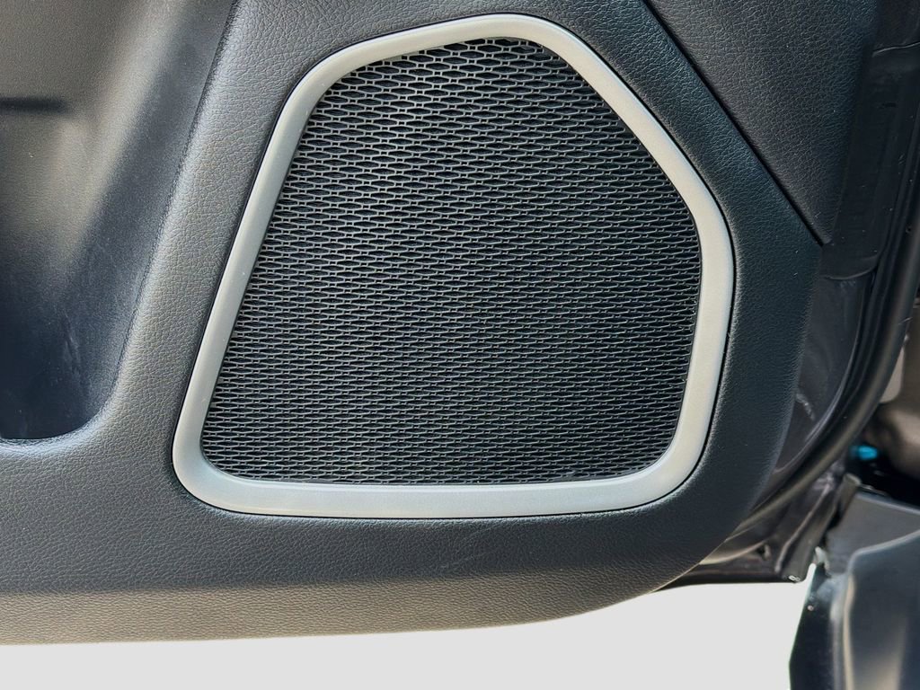 Used 2021 Jeep Compass Latitude image 23