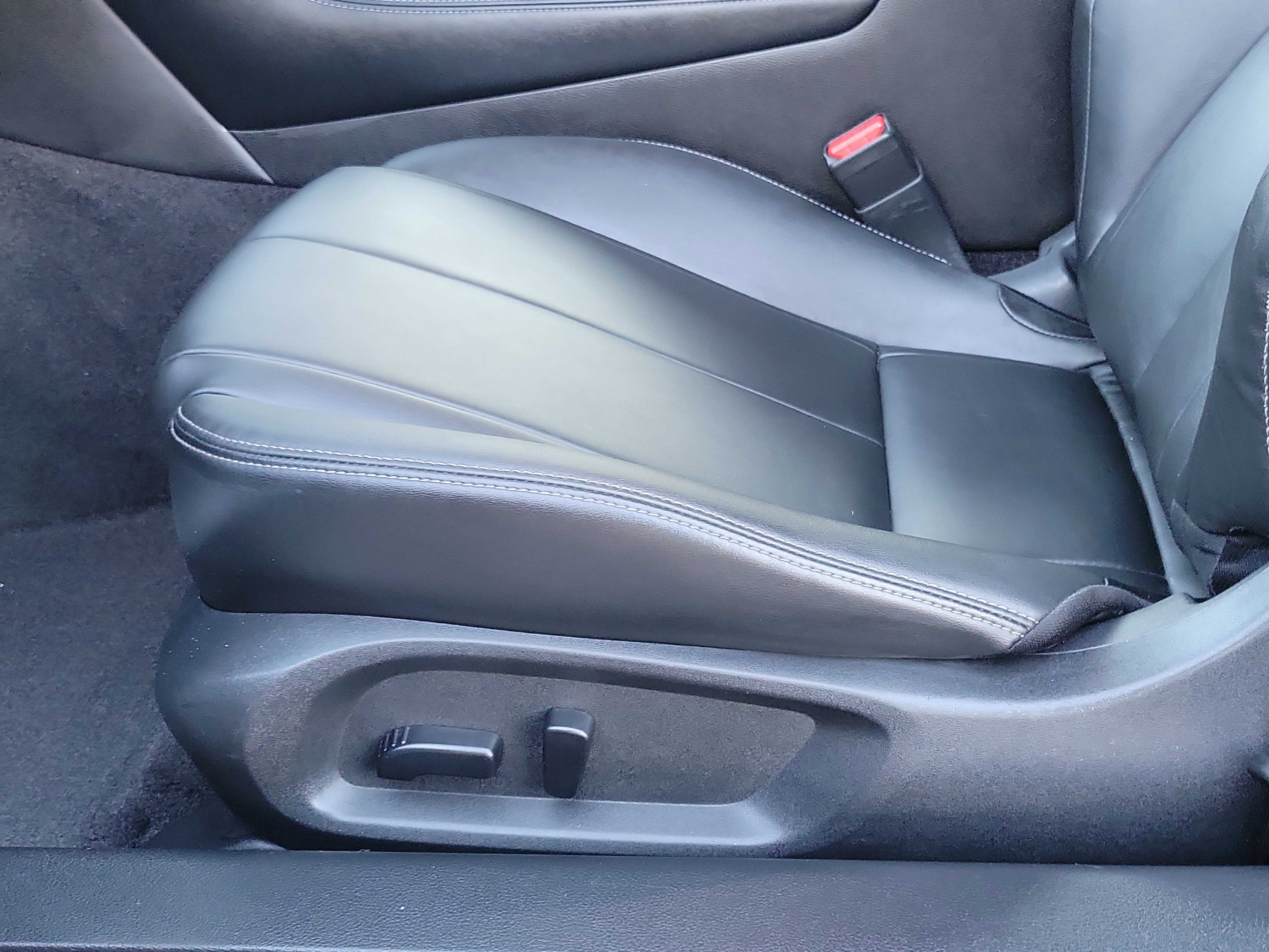 Used 2021 INFINITI Q60 3.0t Pure image 16