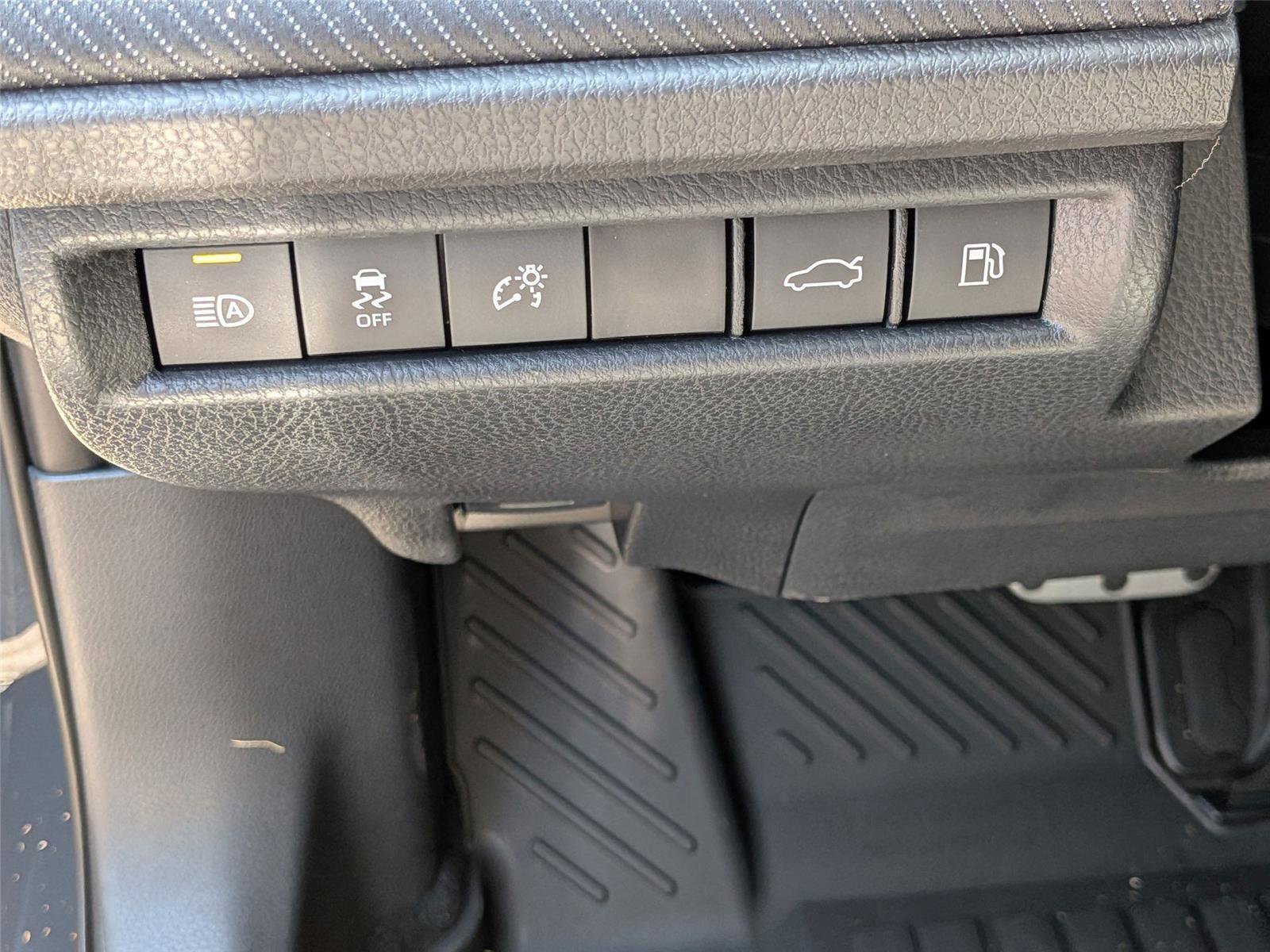 New 2026 Toyota Camry SE image 15