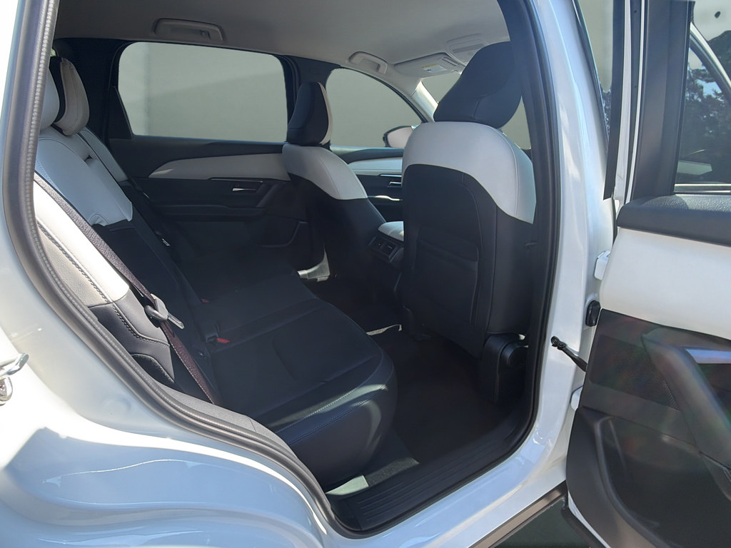 Certified 2026 MAZDA CX-5 Select AWD/4WD image 15