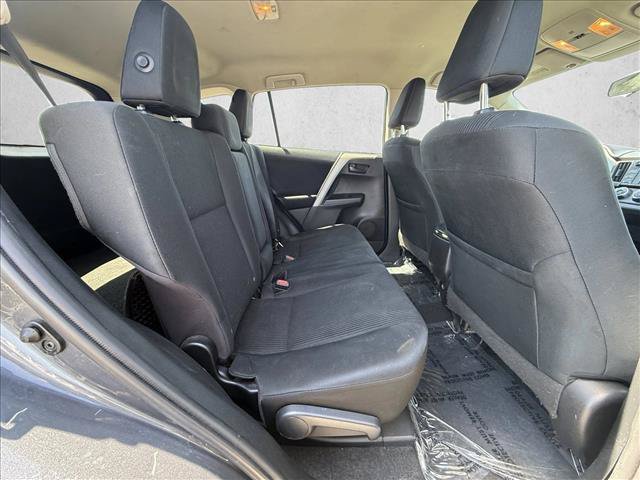Used 2016 Toyota RAV4 LE FWD image 21