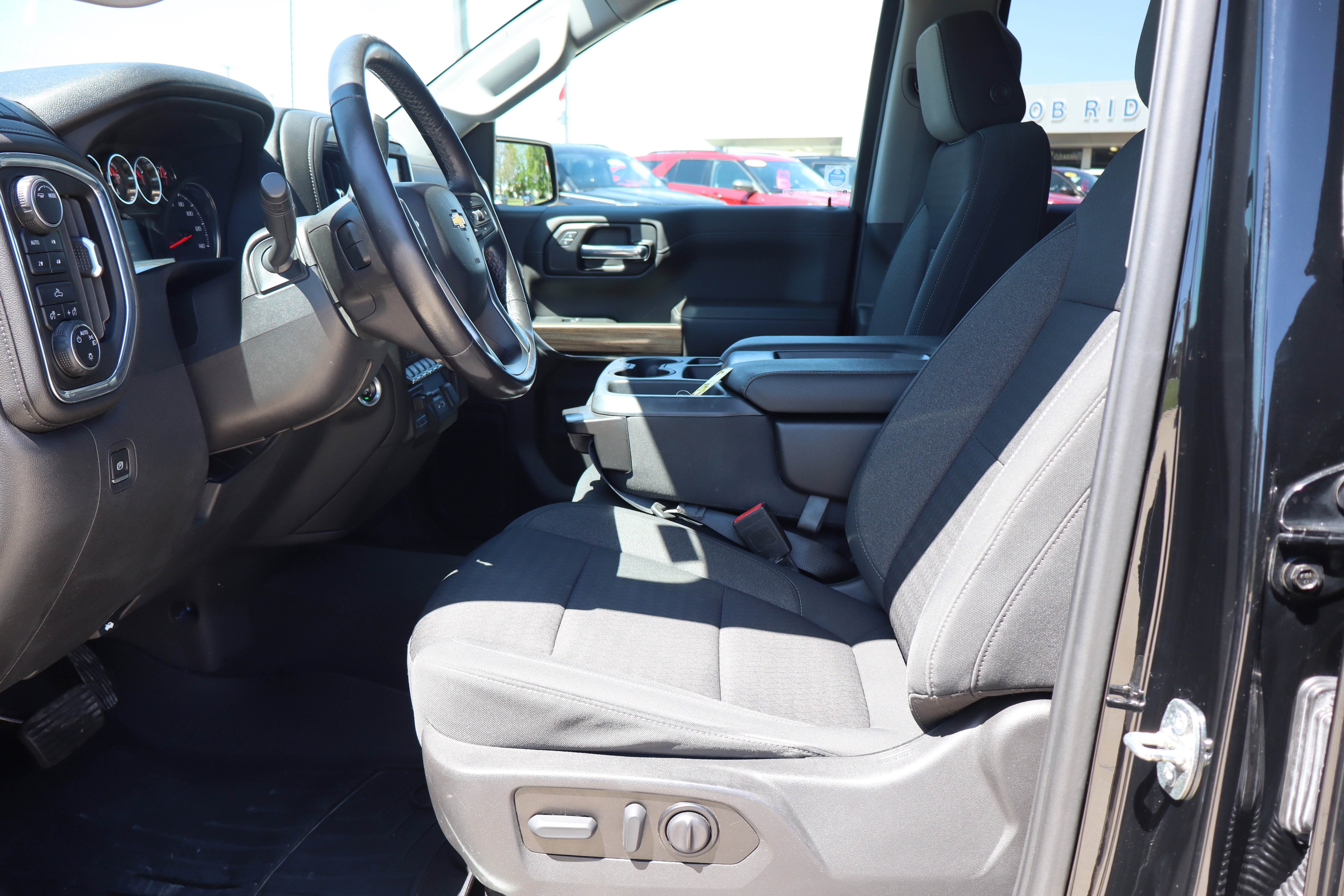 Used 2022 Chevrolet Silverado 1500 LT w/ All Star Edition Plus AWD/4WD image 10