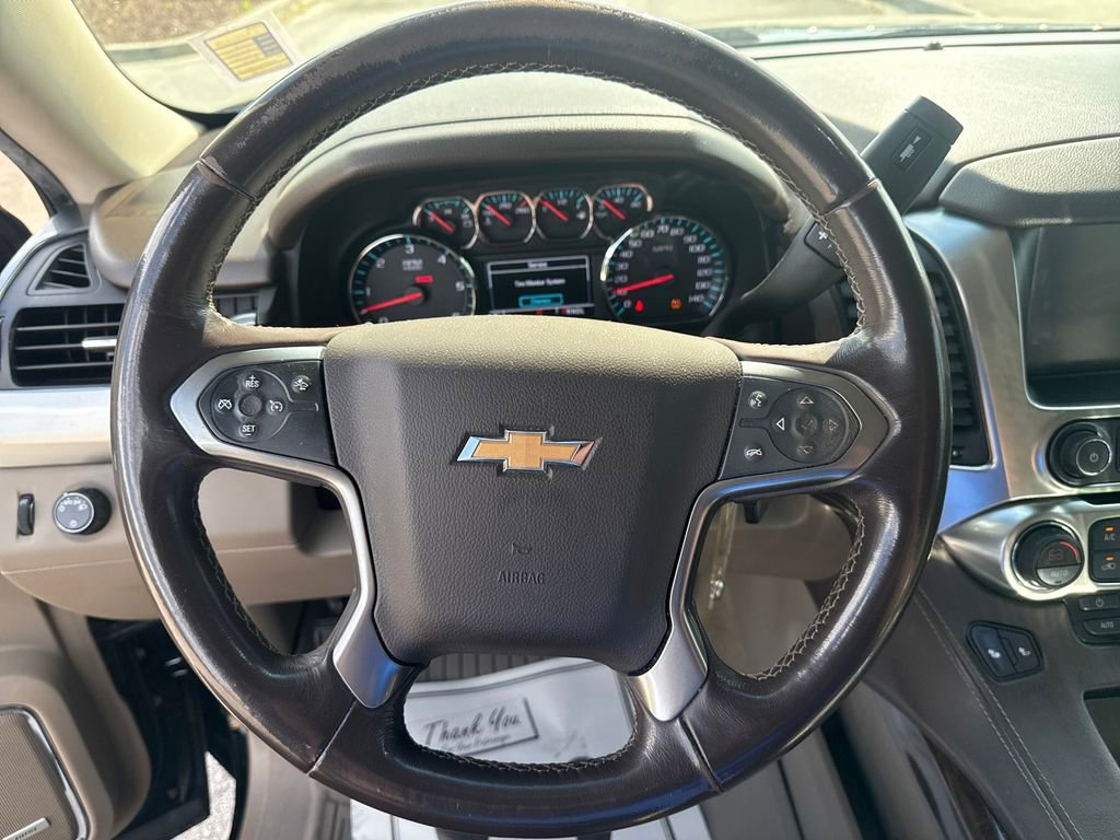 Used 2018 Chevrolet Suburban LT RWD image 19