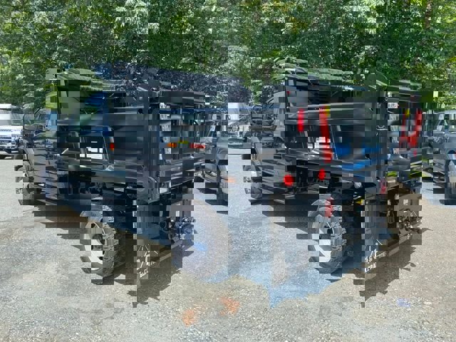 New 2025 Ford F550 4x4 Supercab Super Duty image 13