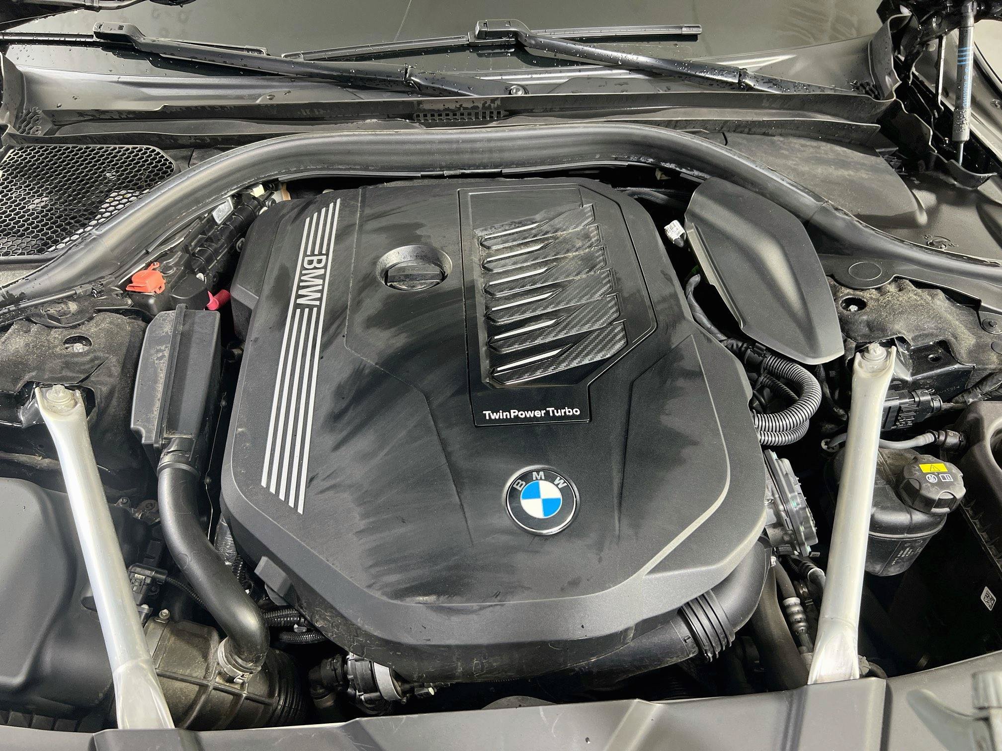 Used 2022 BMW 740i xDrive w/ Premium Package AWD/4WD image 32