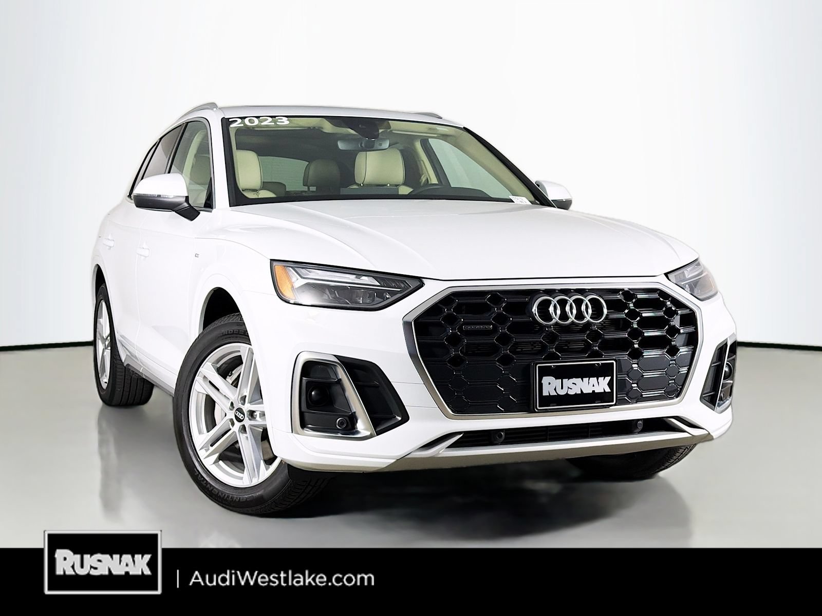 Used 2023 Audi Q5 e Premium w/ Convenience Package AWD/4WD image 1