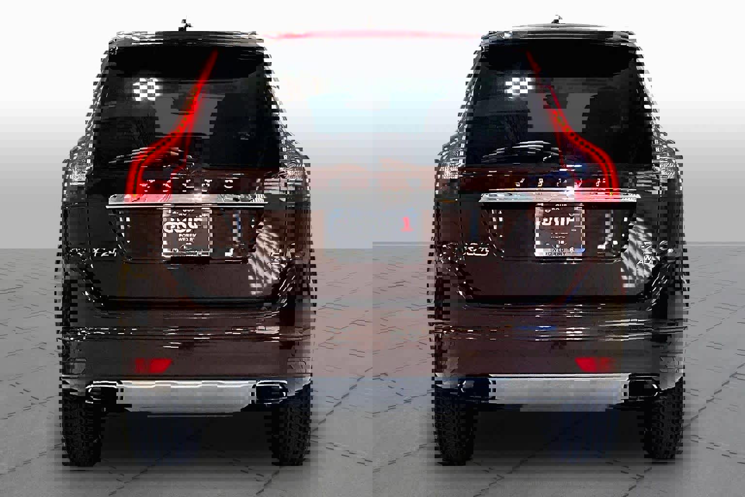 Used 2017 Volvo XC60 T6 Inscription w/ Climate Package AWD/4WD image 5