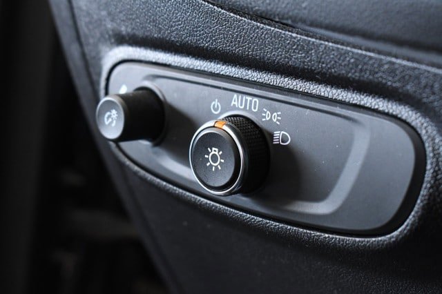 Used 2019 Chevrolet Equinox LT AWD/4WD image 29