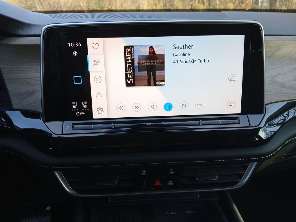 New 2026 Volkswagen Atlas SE image 18