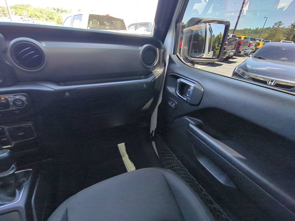 Used 2023 Jeep Gladiator Sport AWD/4WD image 21