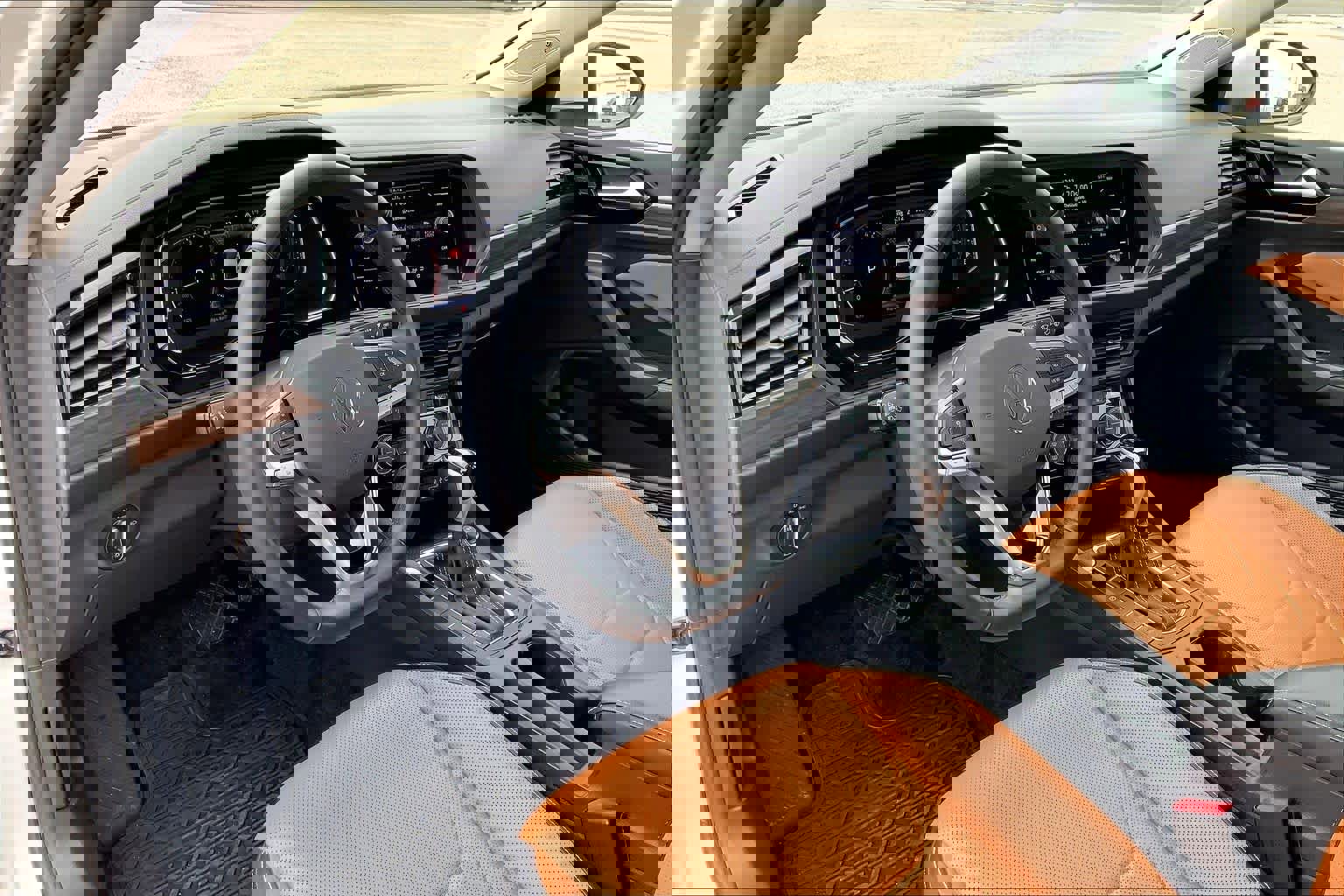 Used 2024 Volkswagen Jetta SEL FWD image 18