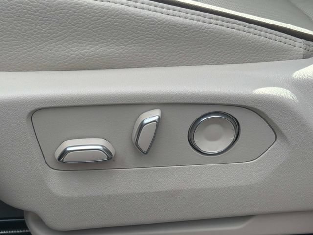 New 2026 GMC Yukon XL Denali w/ Sun & Power Step Package AWD/4WD image 16
