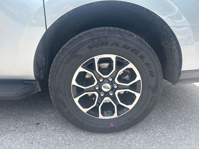 Certified 2024 Ford Expedition Max XLT RWD image 15