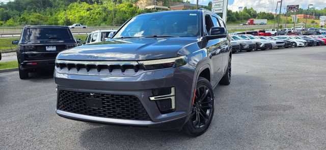 New 2026 Jeep Grand Wagoneer L Summit AWD/4WD image 4