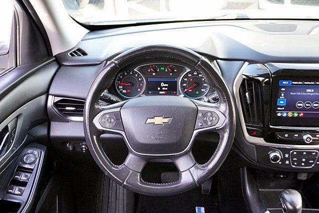 Used 2021 Chevrolet Traverse LT image 19