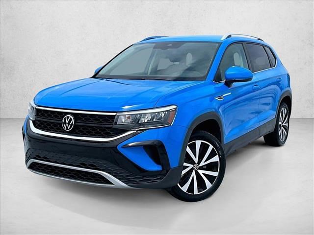 Used 2023 Volkswagen Taos SE image 1