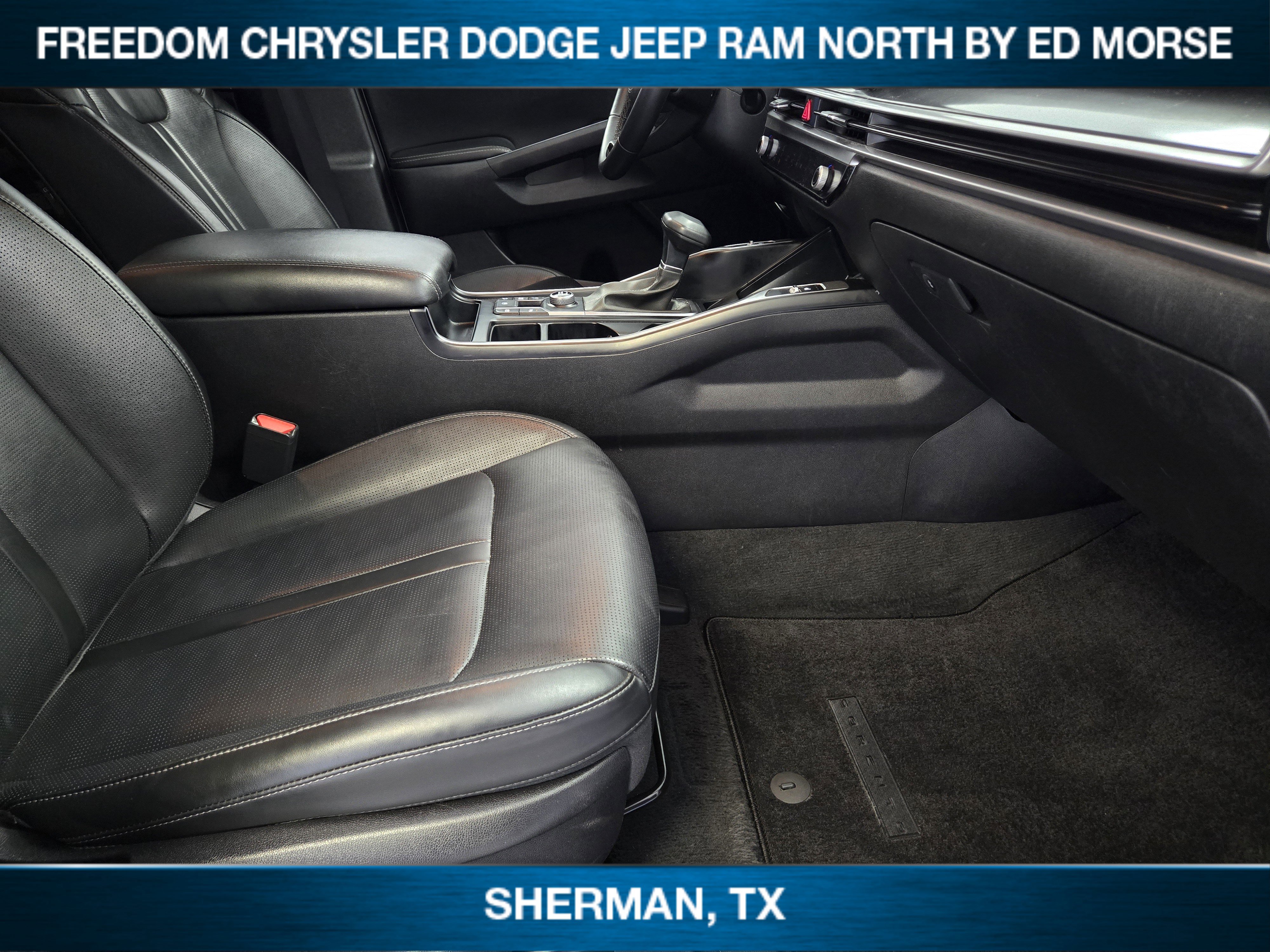 Used 2024 Kia Sorento S image 9