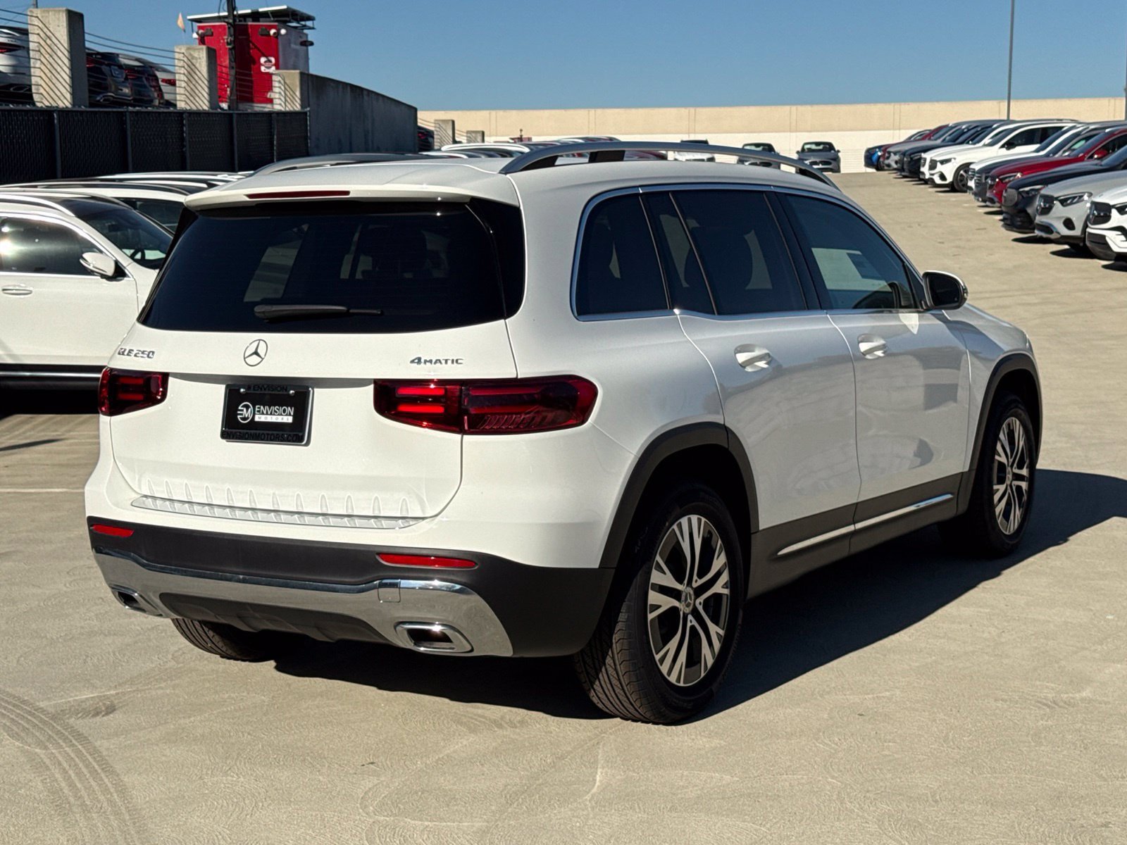 New 2026 Mercedes-Benz GLB 250 4MATIC image 8