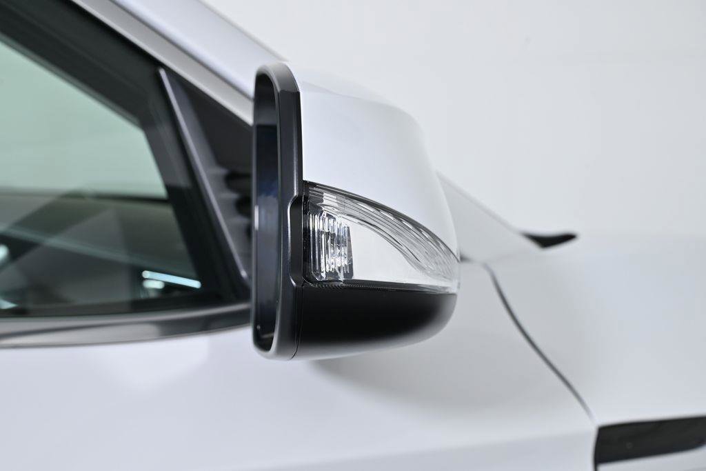 Certified 2025 INFINITI QX50 Pure image 11