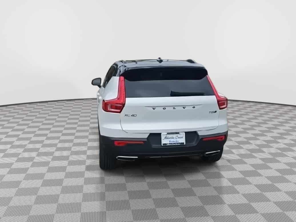 Used 2020 Volvo XC40 T5 R-Design AWD/4WD image 7