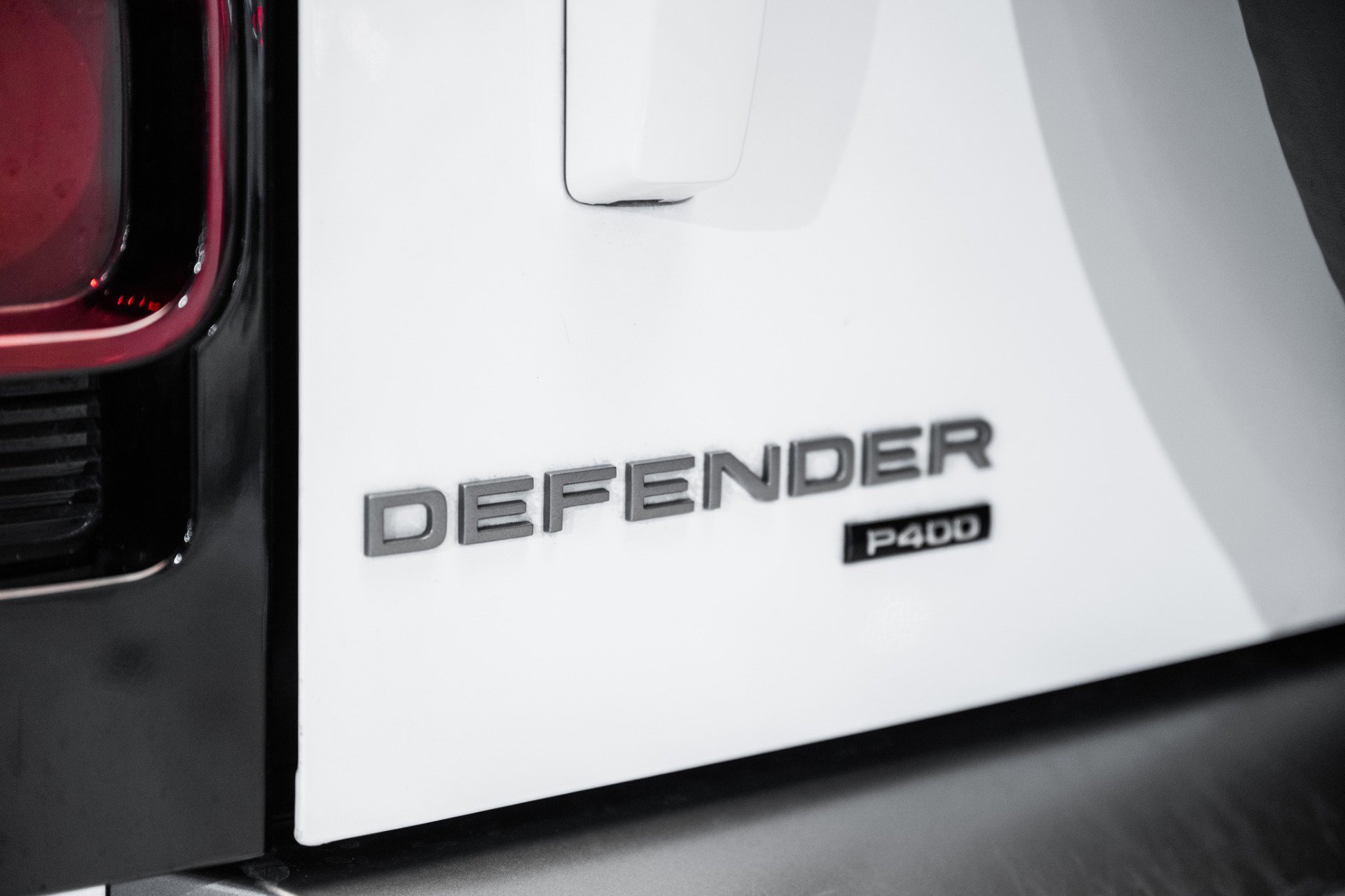 Used 2022 Land Rover Defender 110 X-Dynamic SE image 15