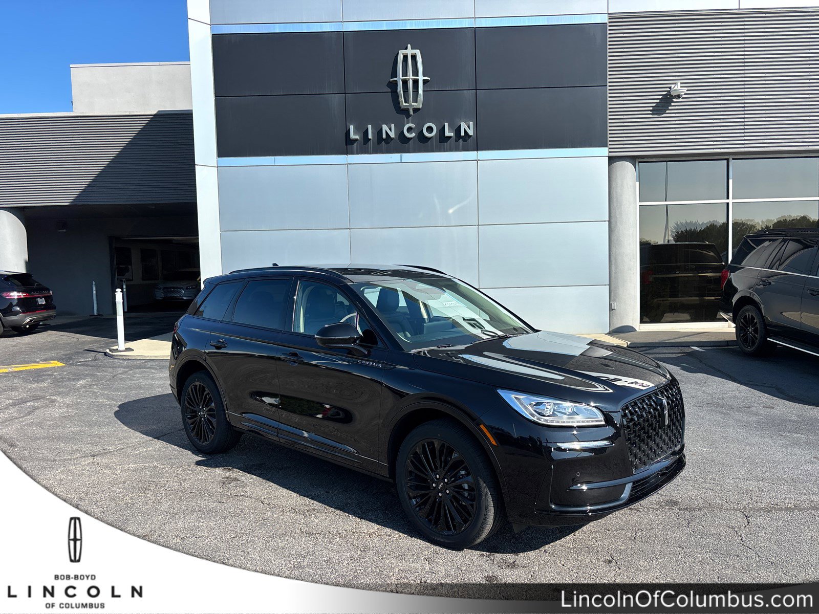 New 2026 Lincoln Corsair Reserve w/ Jet Appearance Package image 1