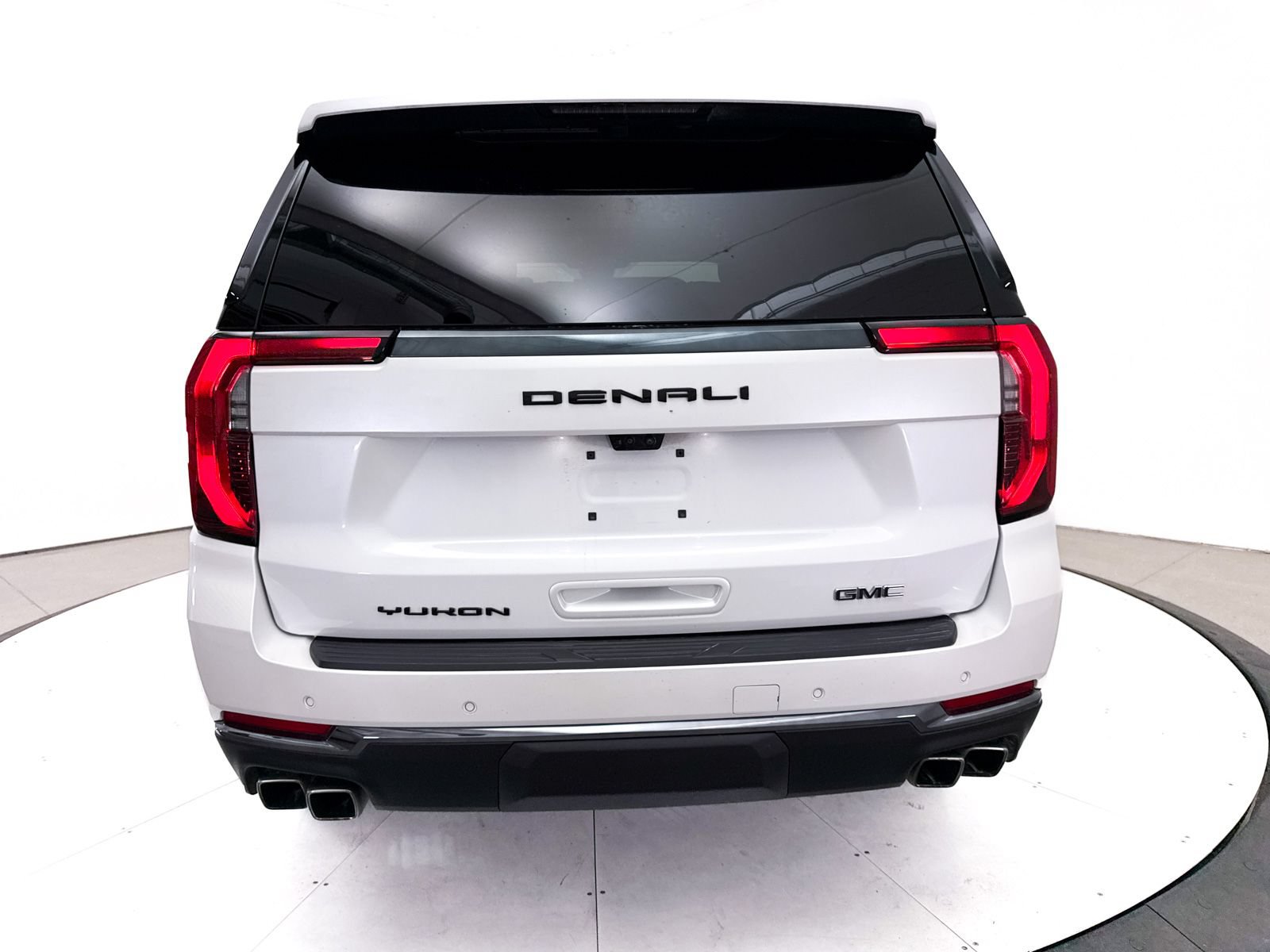 Used 2025 GMC Yukon Denali Ultimate AWD/4WD image 33