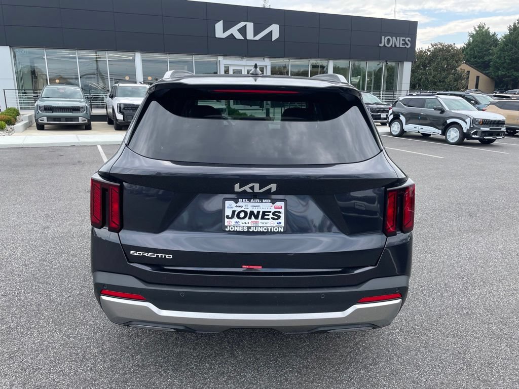 New 2026 Kia Sorento S w/ S Panoramic Sunroof Package FWD image 6