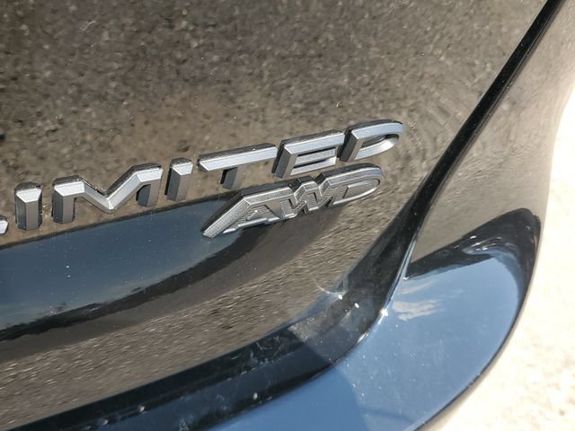 New 2027 Chrysler Pacifica Limited w/ Trailer Tow Group AWD/4WD image 6